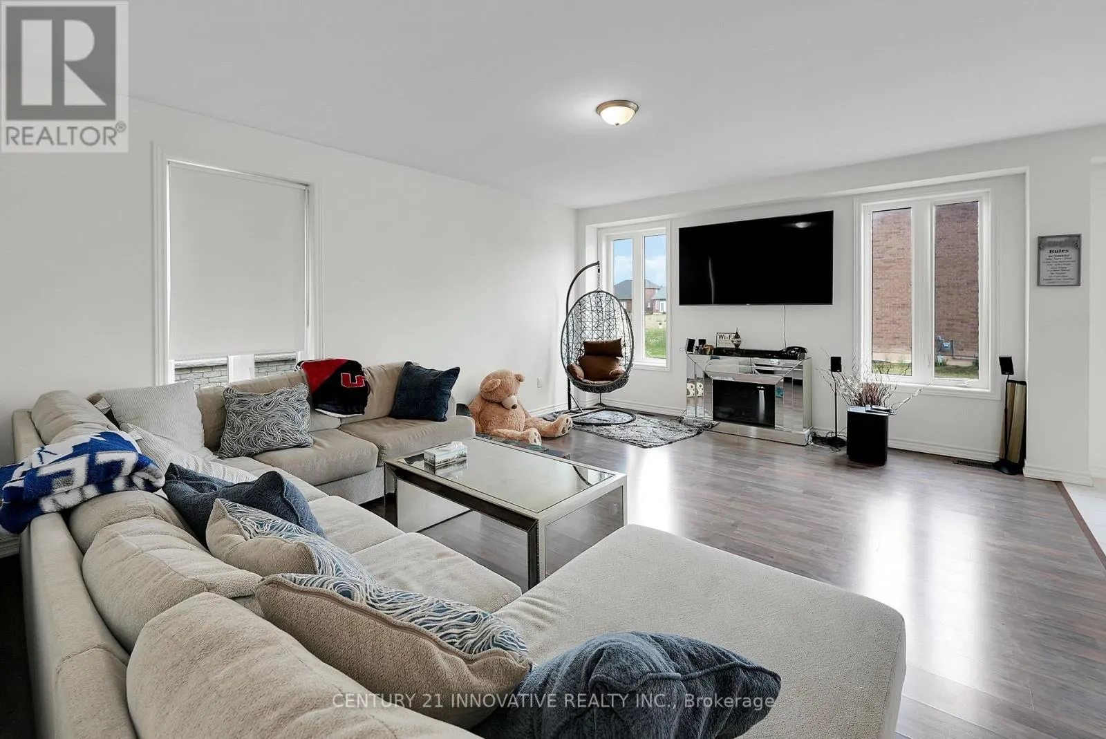 1450 SHARON DRIVE