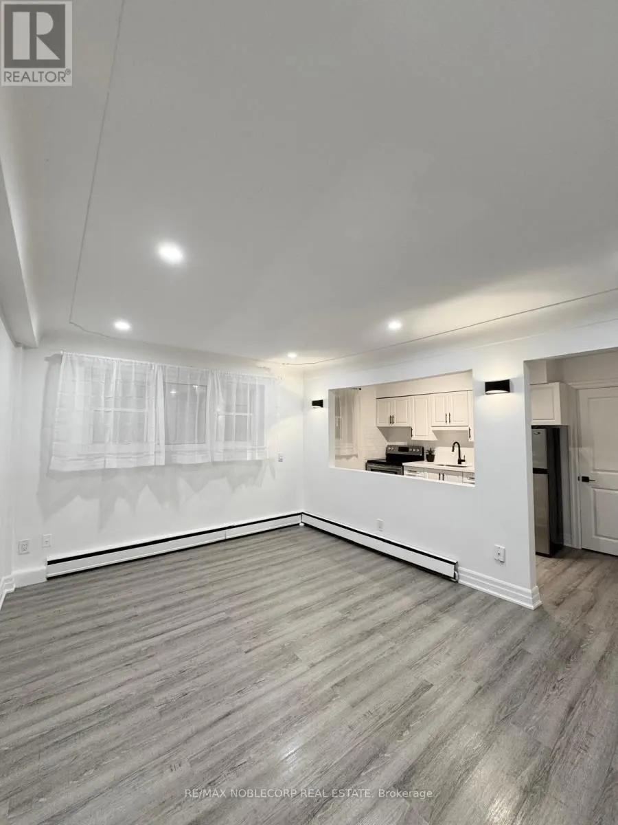 2 - 5 APPLEWOOD AVENUE