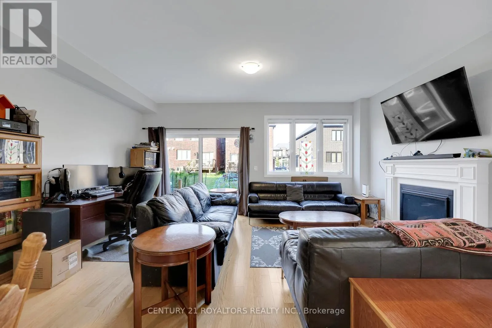 110 HUNTINGFORD TRAIL