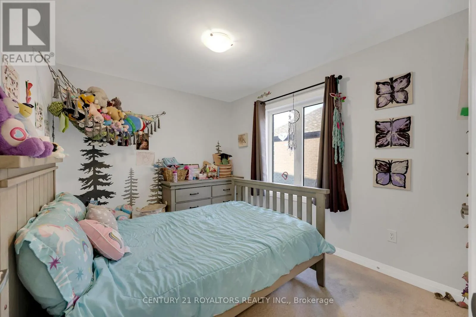 110 HUNTINGFORD TRAIL