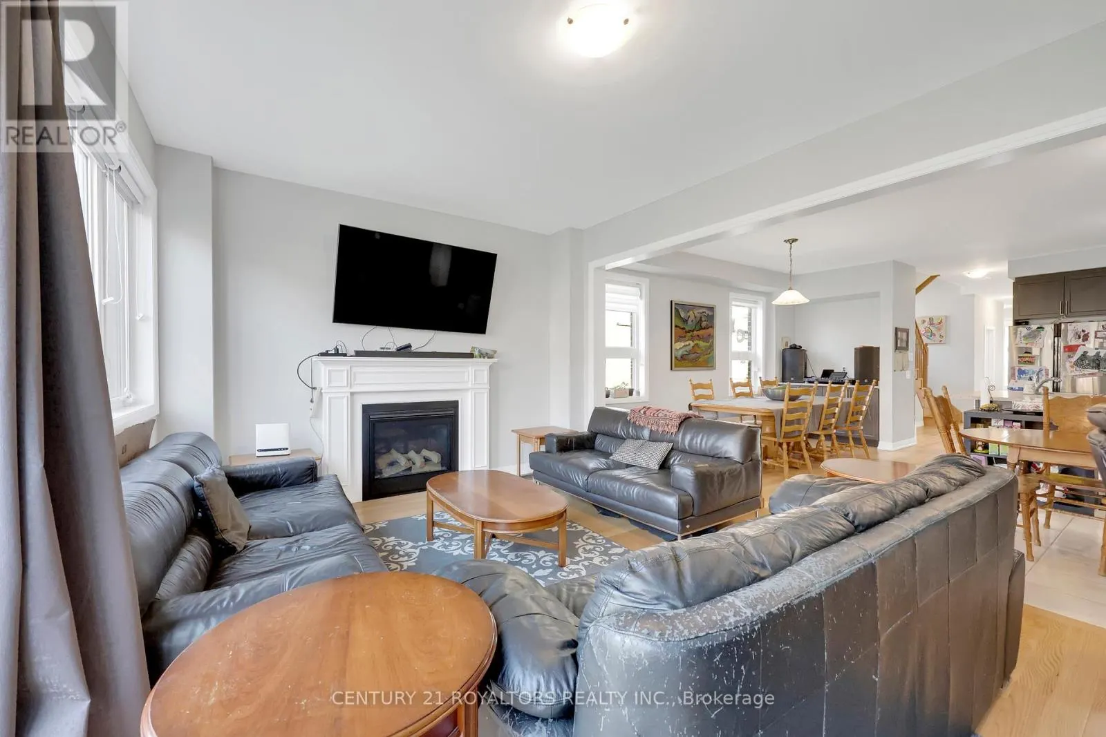 110 HUNTINGFORD TRAIL