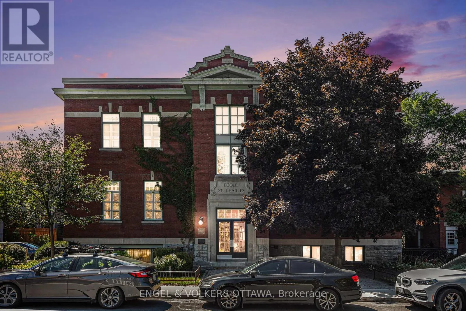 203 - 24 SPRINGFIELD ROAD