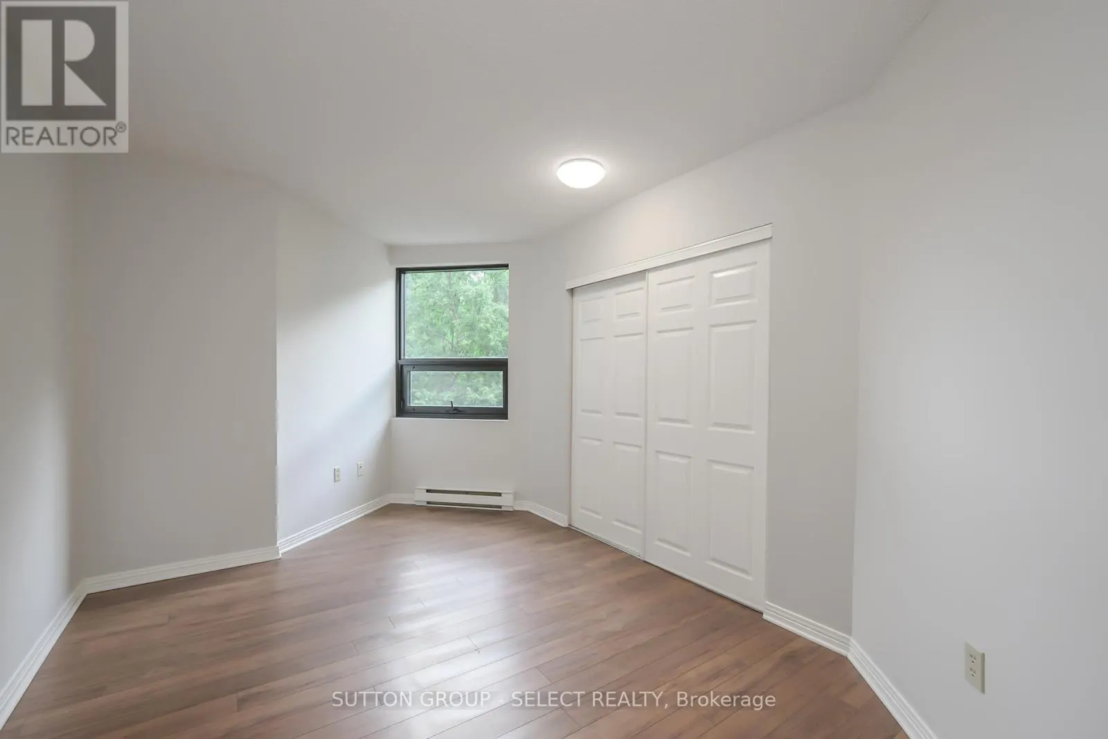 304 - 549 RIDOUT STREET N, #304
