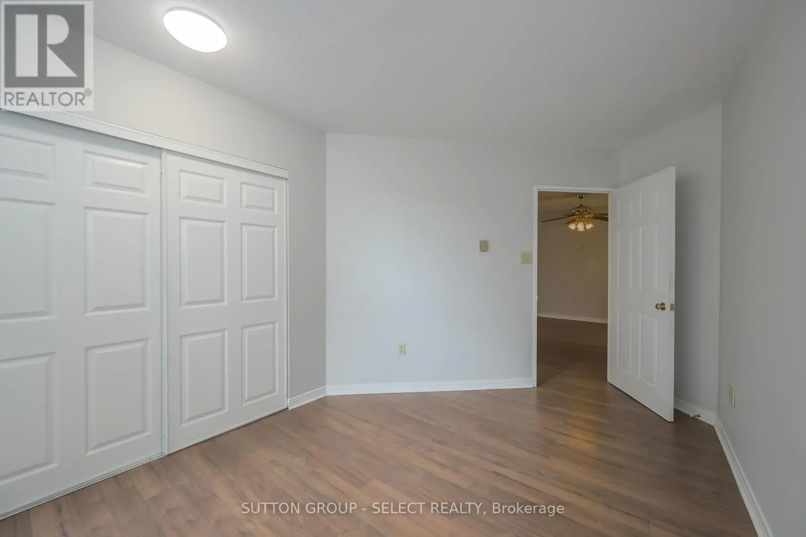 304 - 549 RIDOUT STREET N, #304