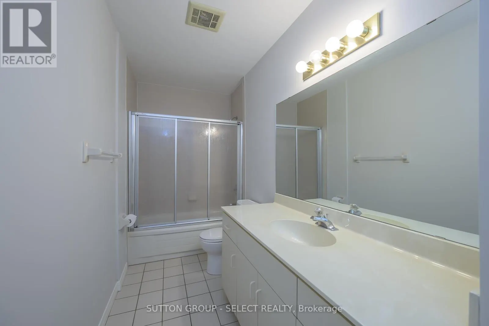 304 - 549 RIDOUT STREET N, #304