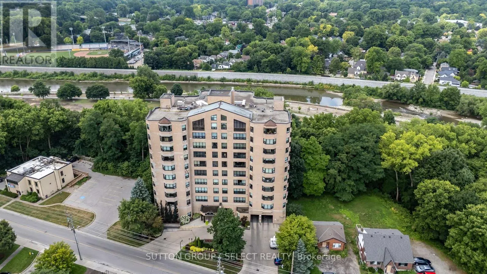 304 - 549 RIDOUT STREET N, #304