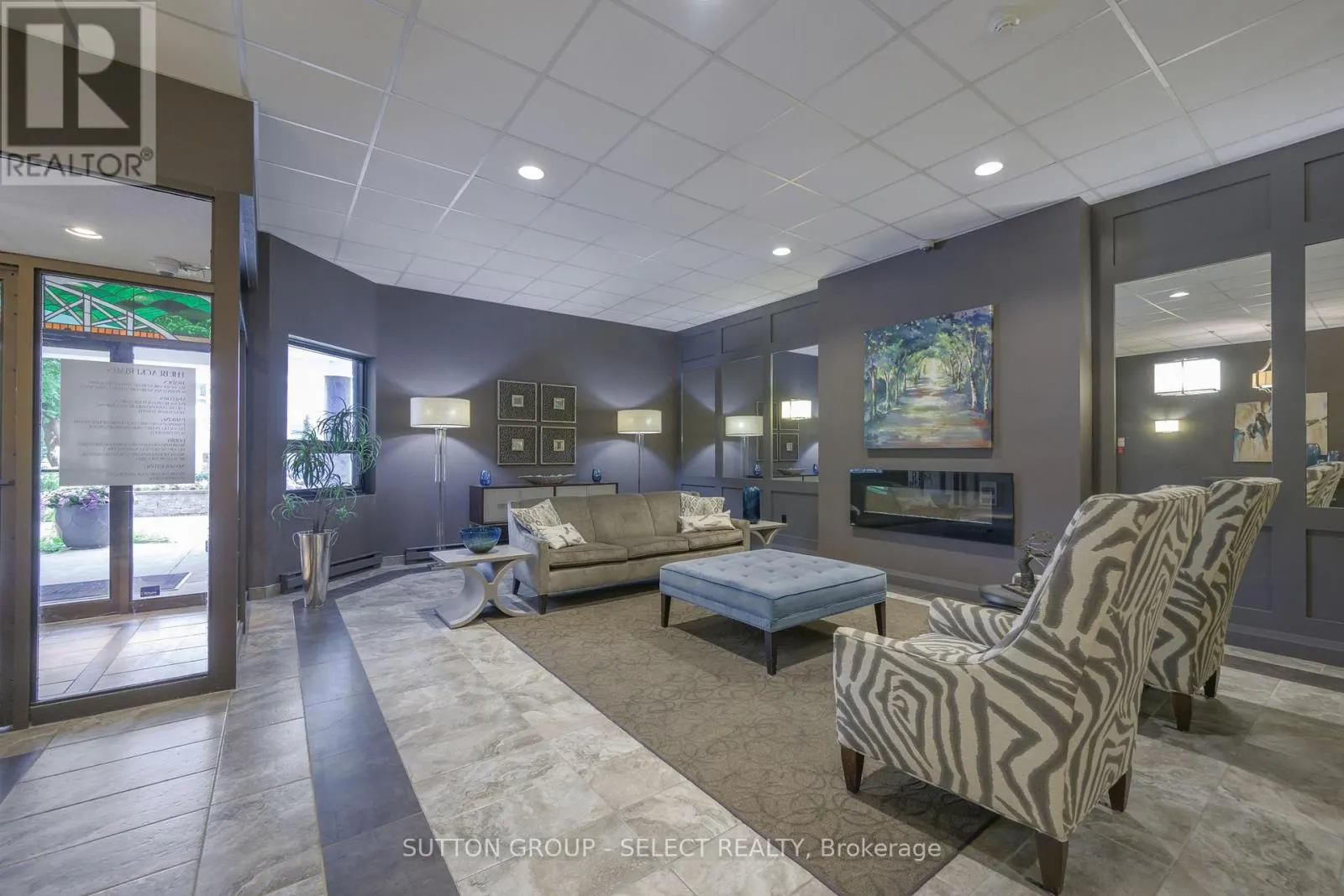304 - 549 RIDOUT STREET N, #304