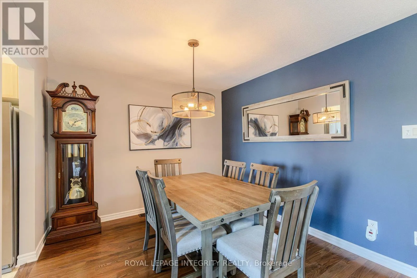 218 CATAMOUNT COURT