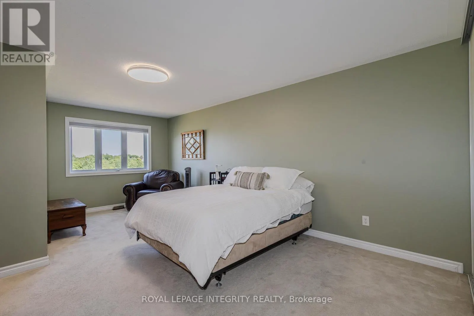 218 CATAMOUNT COURT
