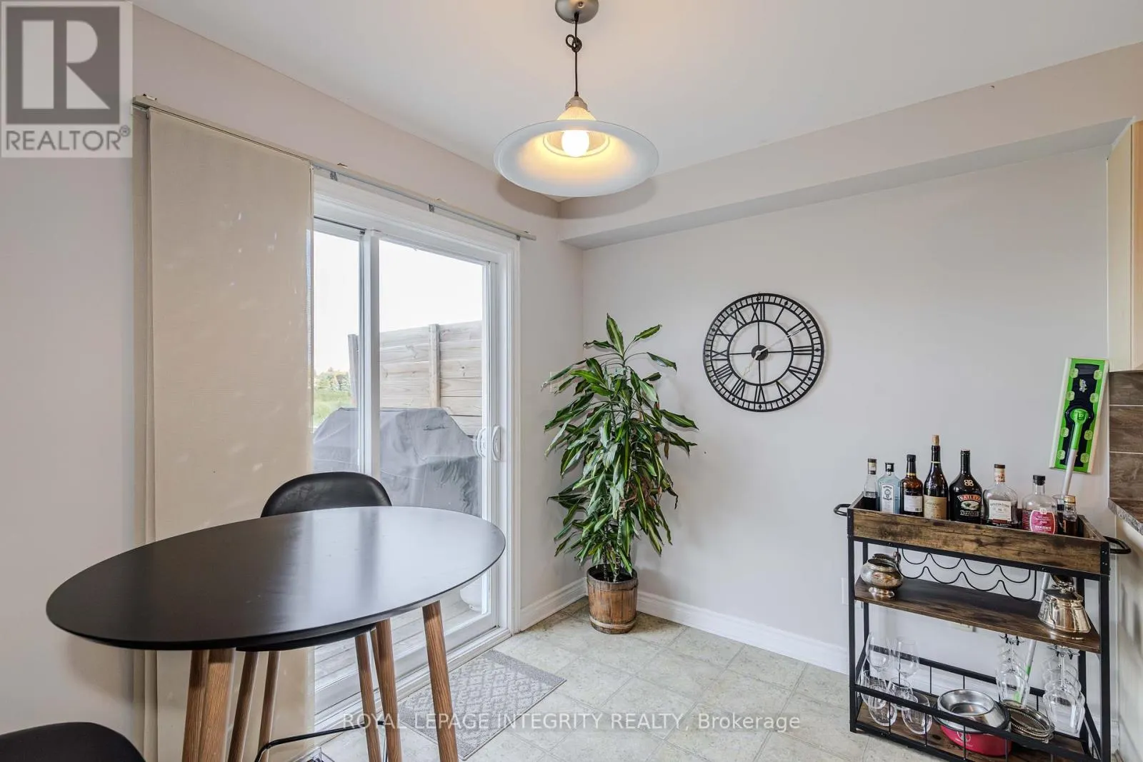 218 CATAMOUNT COURT