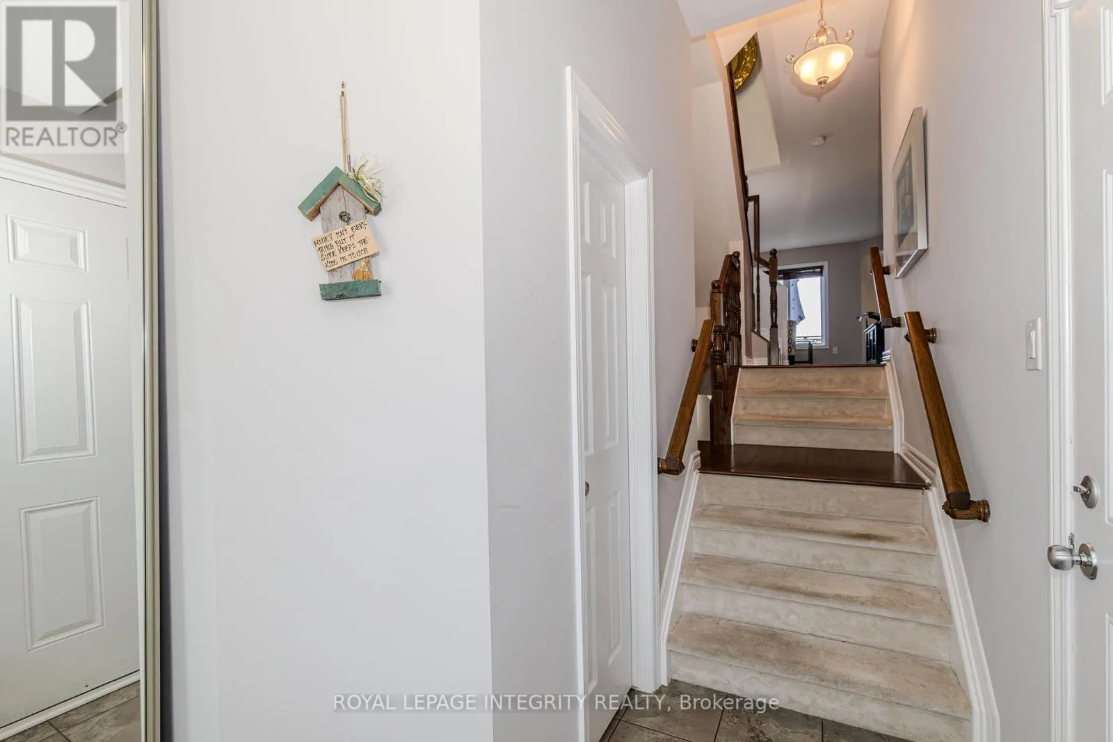 218 CATAMOUNT COURT