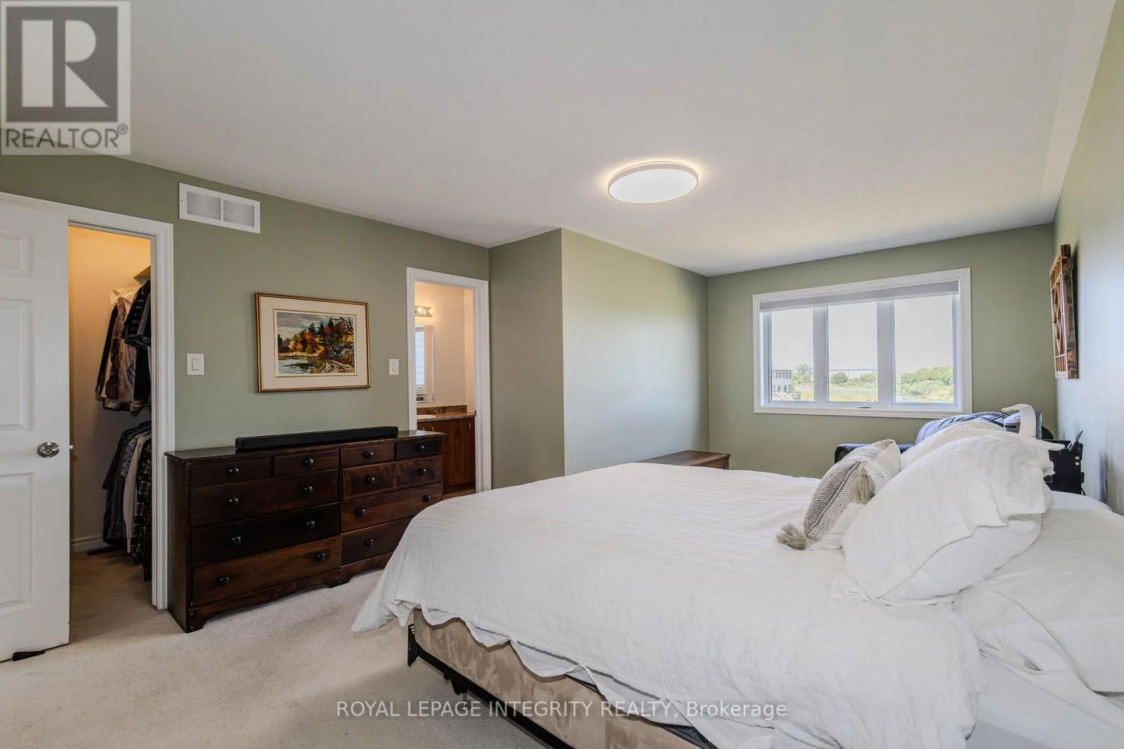 218 CATAMOUNT COURT