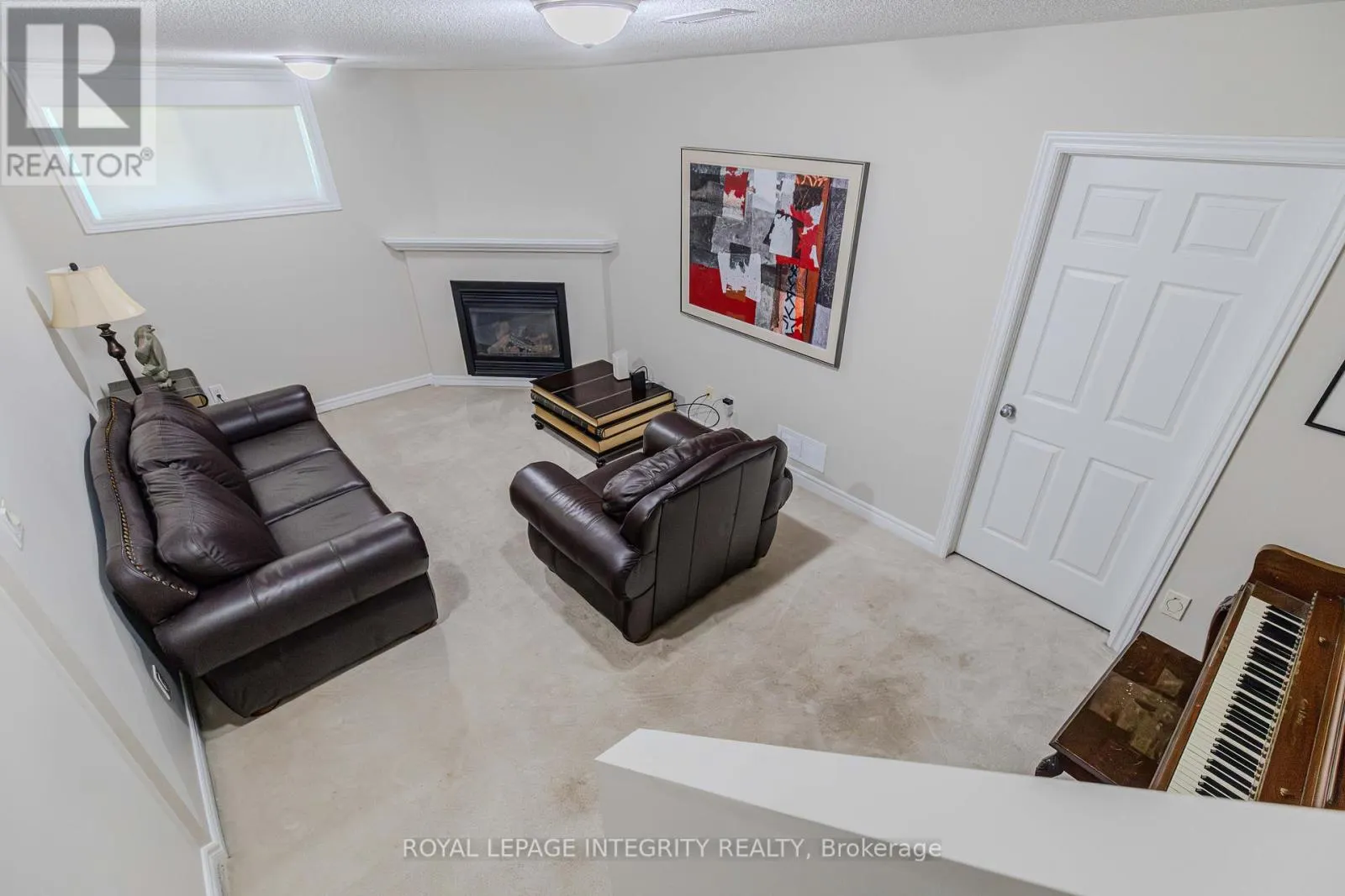218 CATAMOUNT COURT