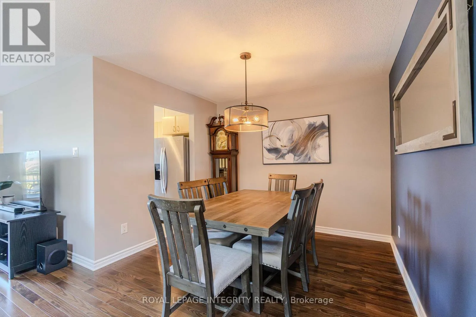 218 CATAMOUNT COURT