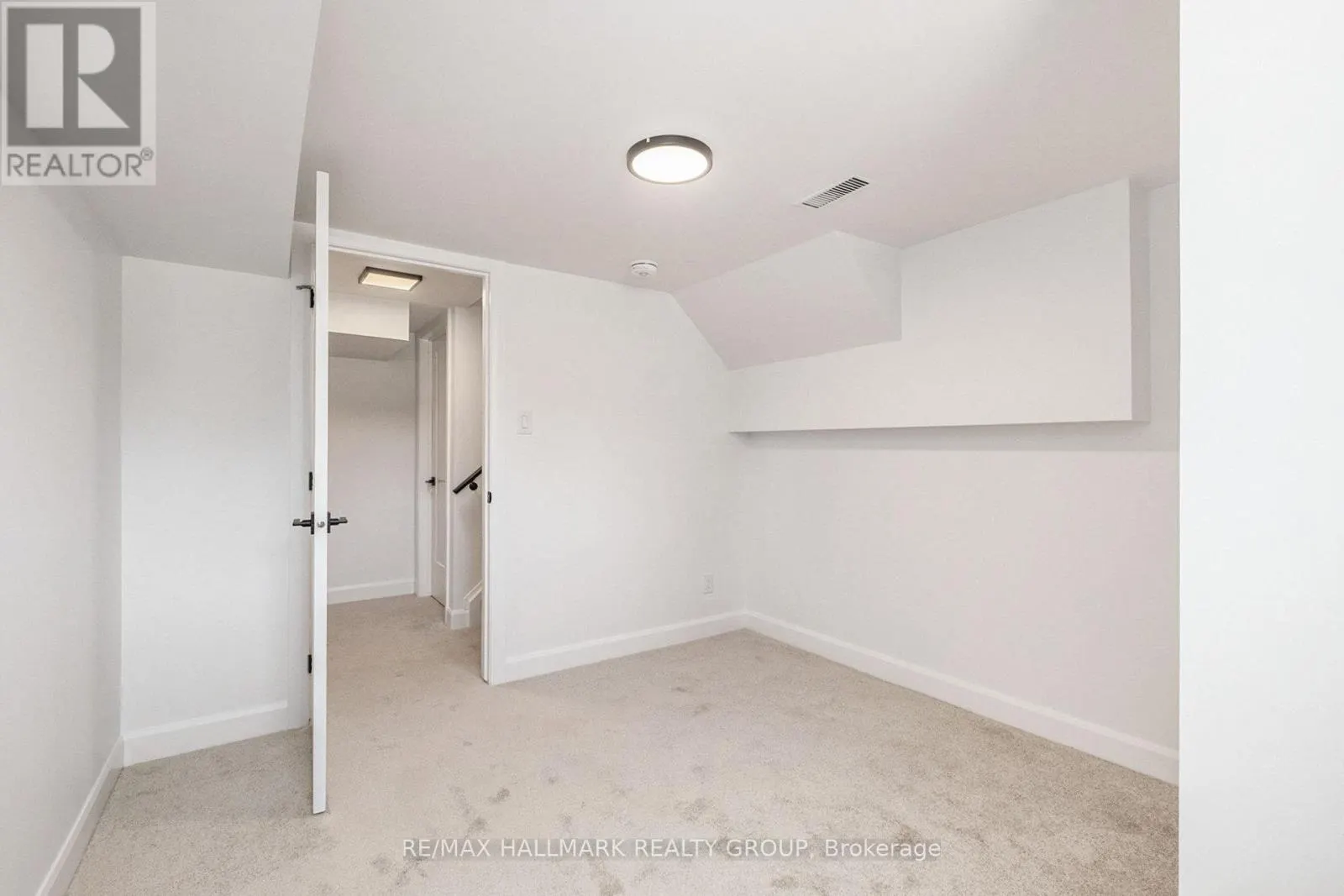 73 WESTPARK DRIVE