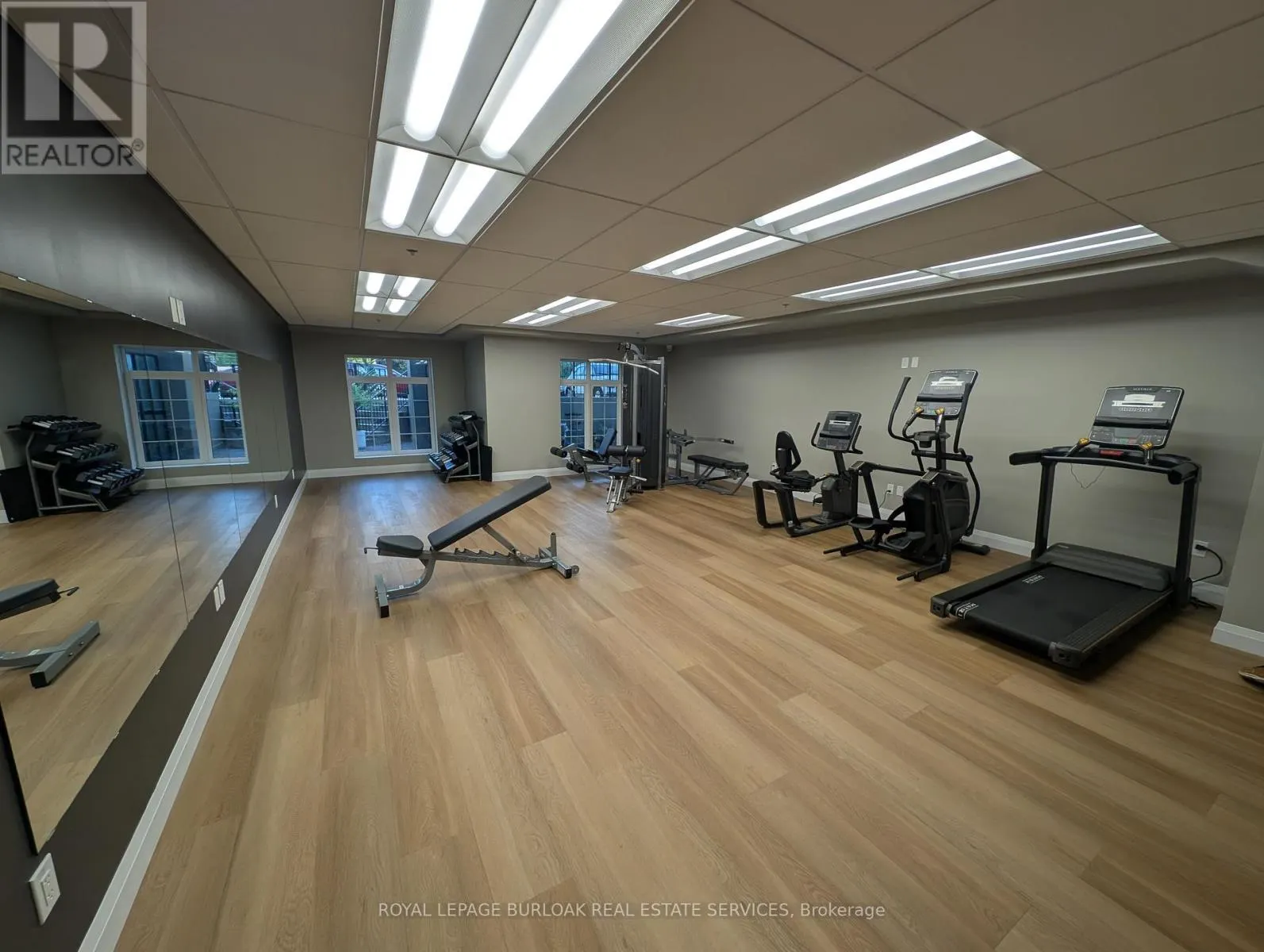 114 - 153 WILSON STREET W