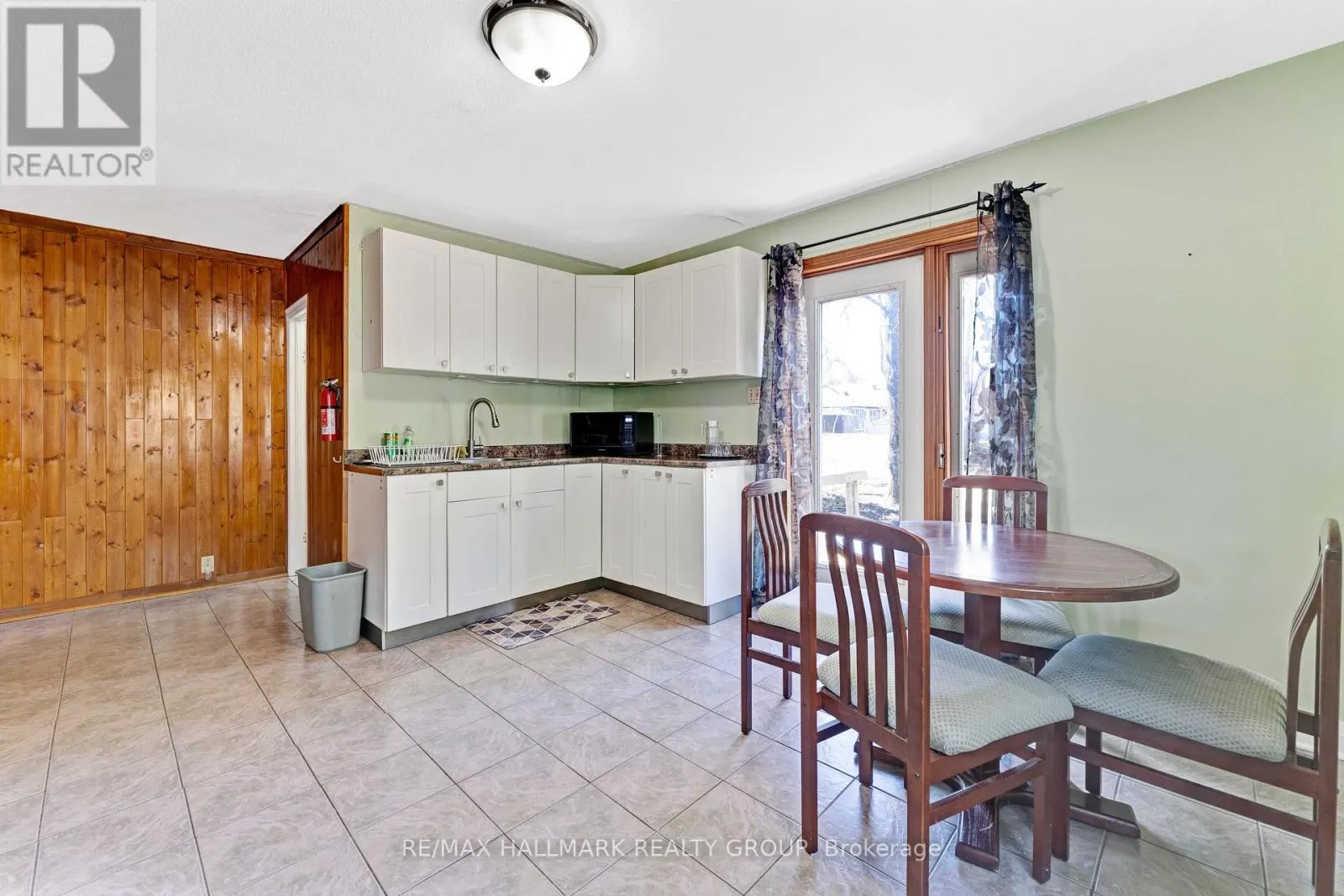984 MISS OTTAWA STREET