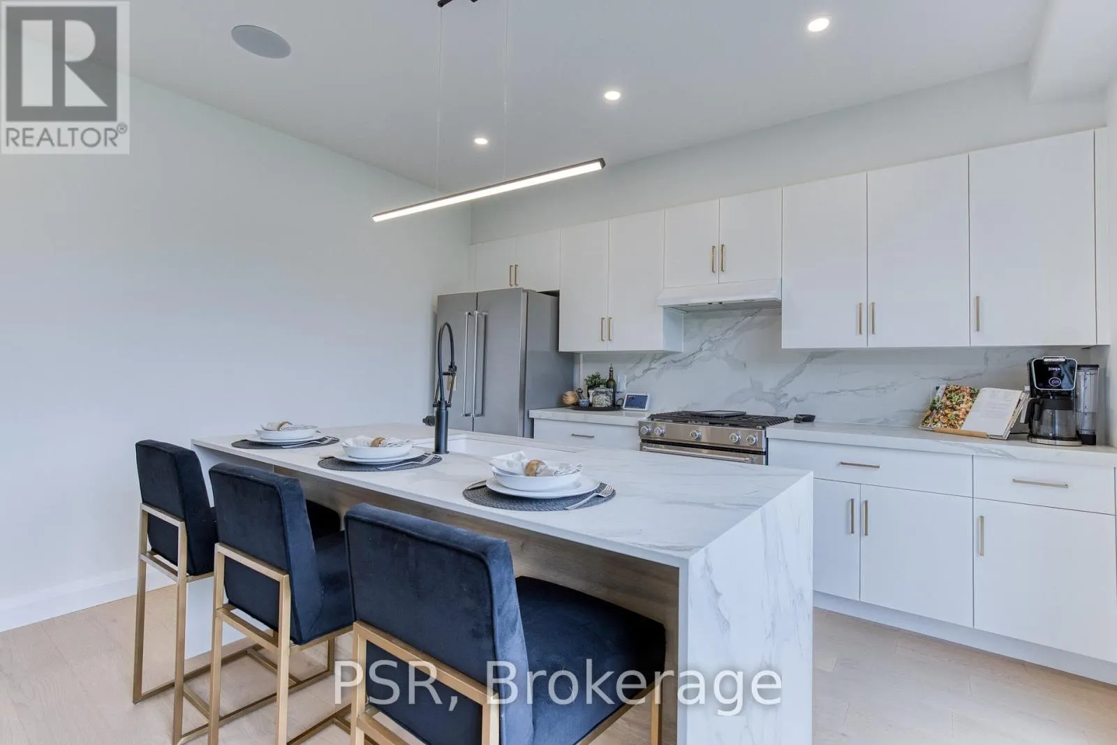 50 HERON POINT LANE