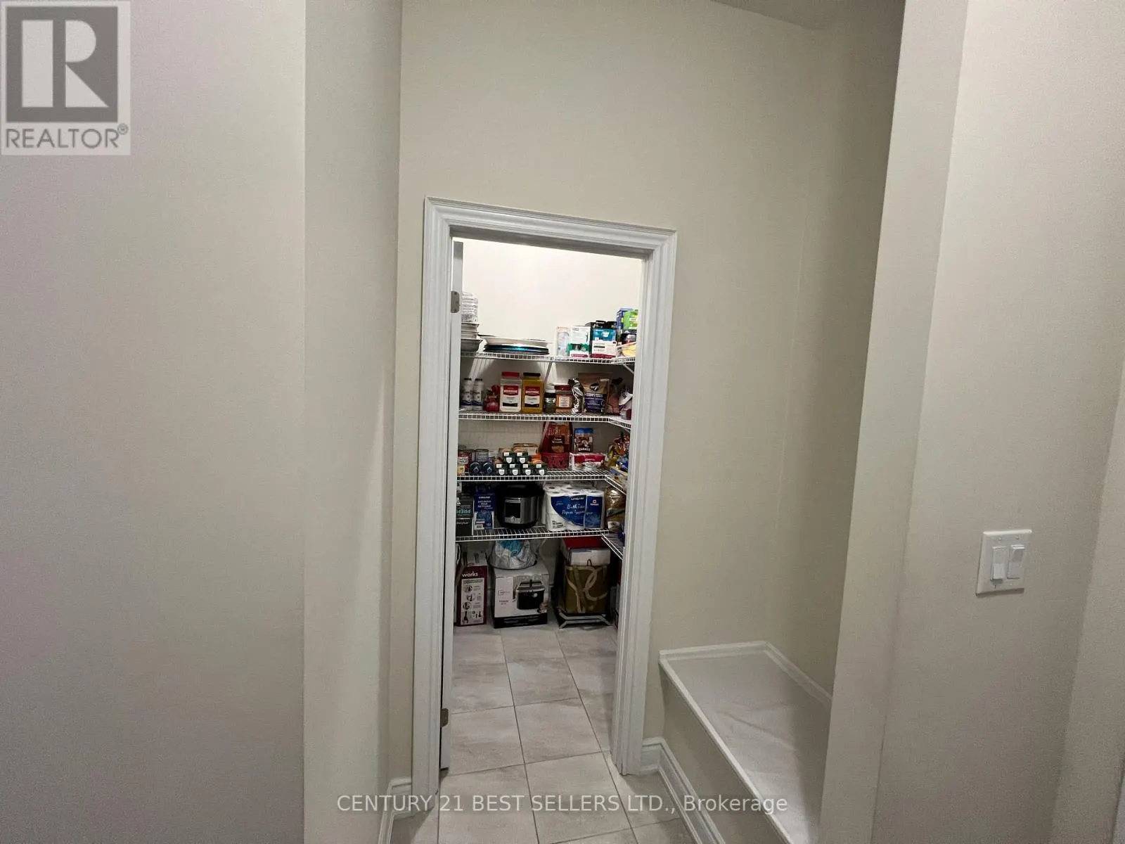 89 HIGGINS AVENUE
