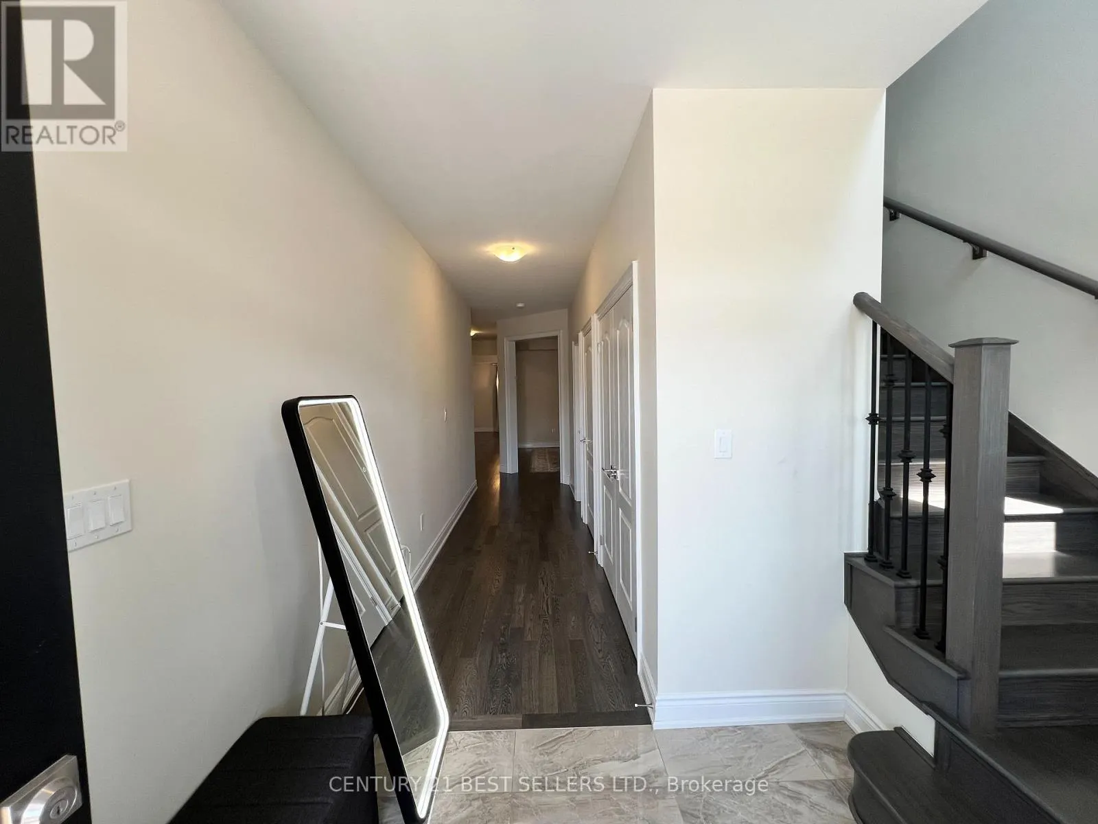 89 HIGGINS AVENUE