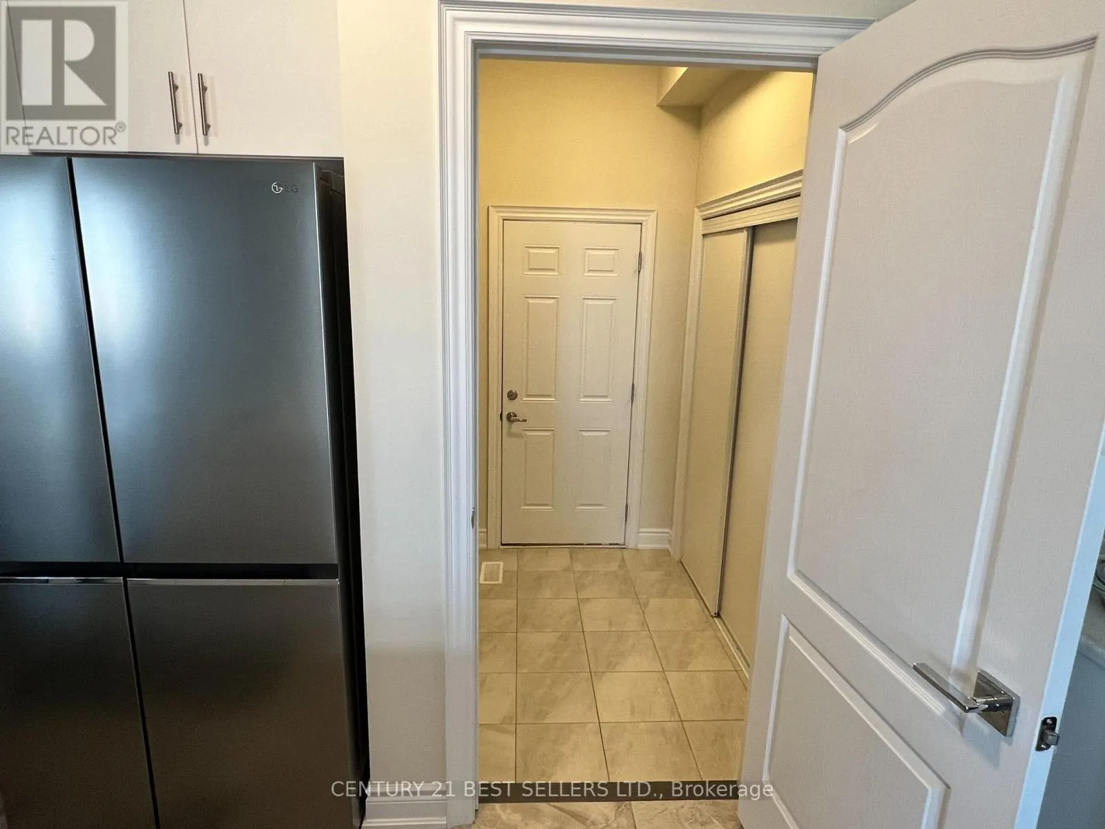 89 HIGGINS AVENUE