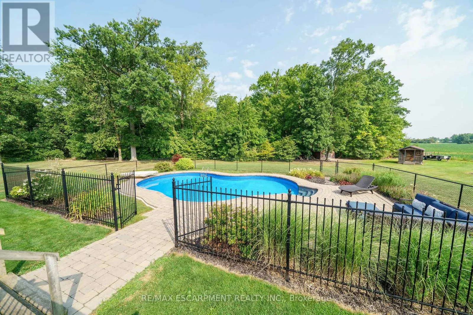 911 INDIANA ROAD E