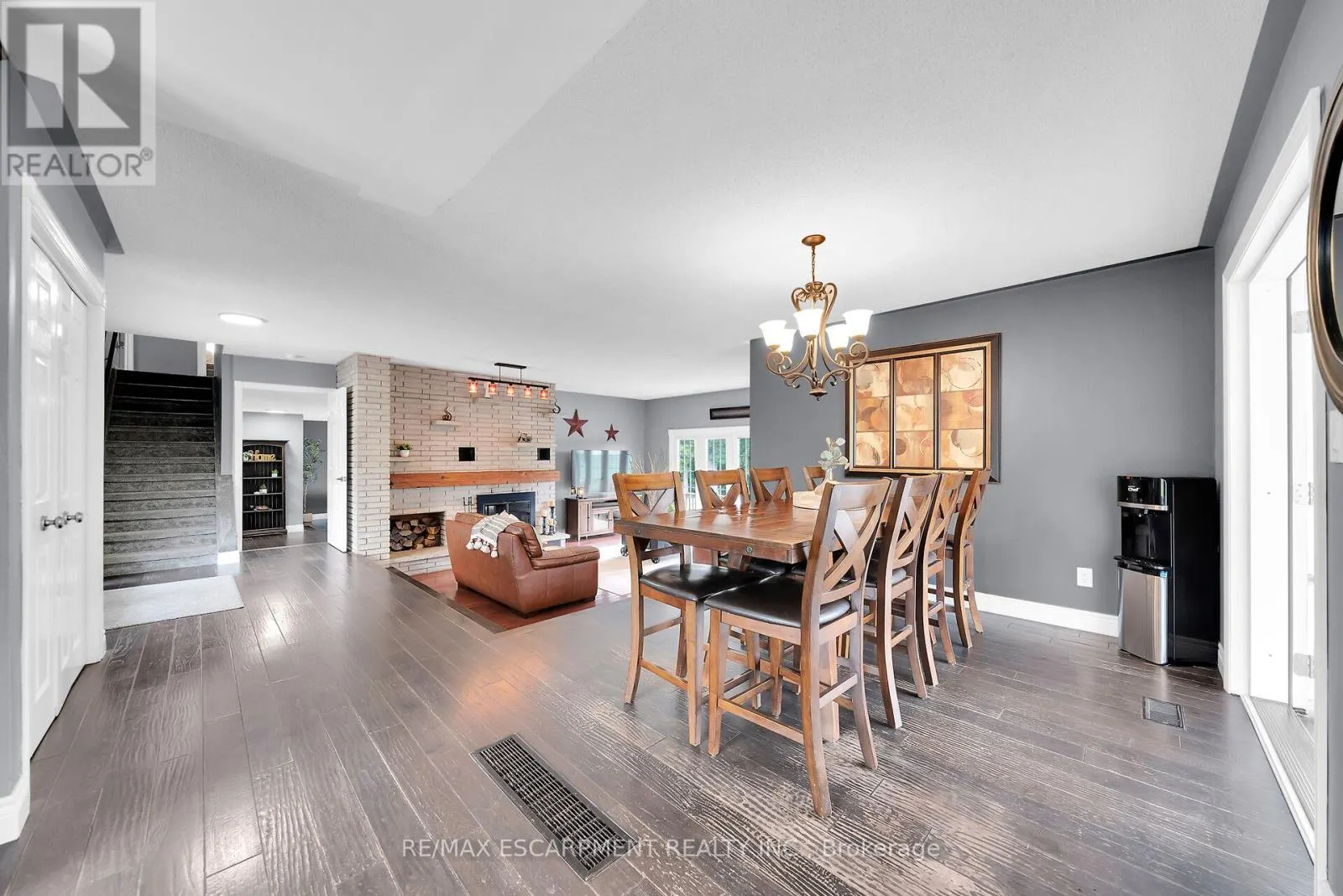 911 INDIANA ROAD E