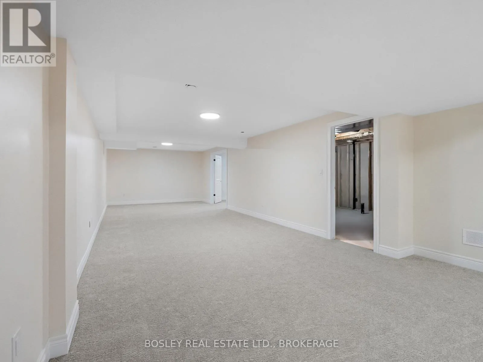 510 ROYAL RIDGE DRIVE