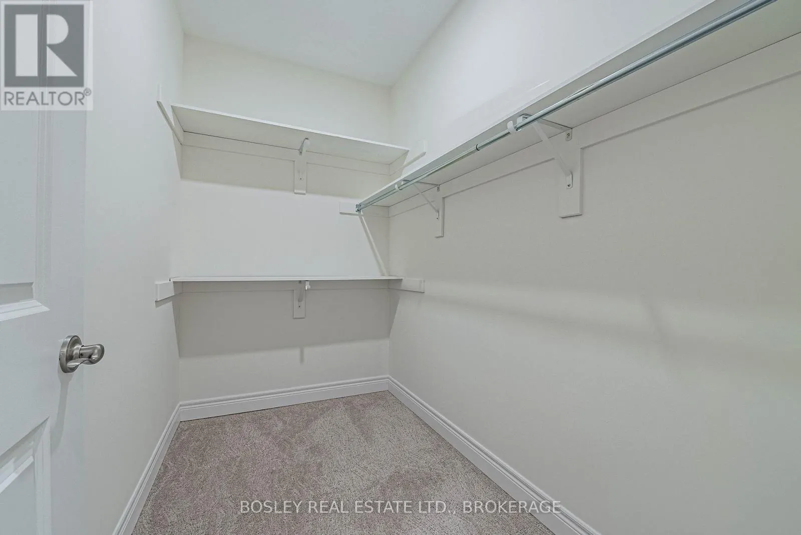 510 ROYAL RIDGE DRIVE