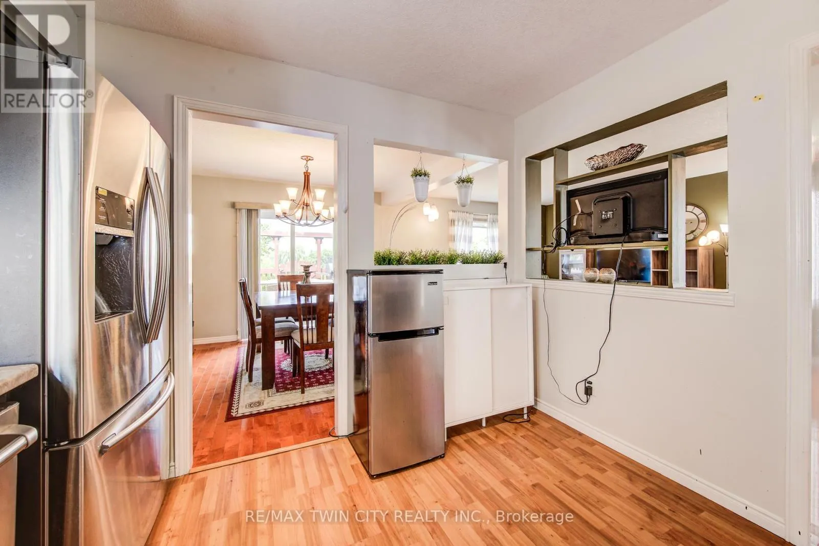 160 HIDDEN CREEK DRIVE
