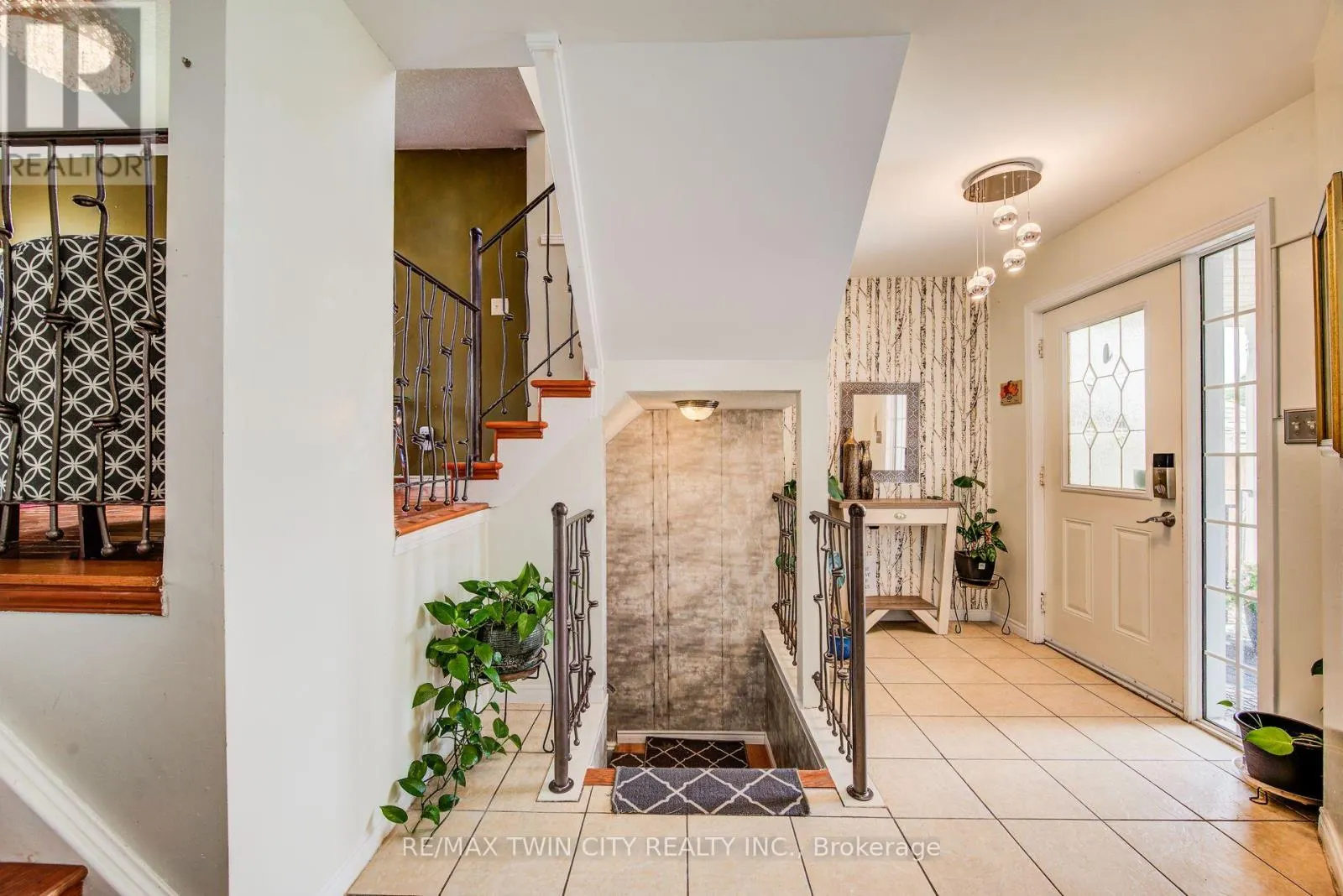 160 HIDDEN CREEK DRIVE