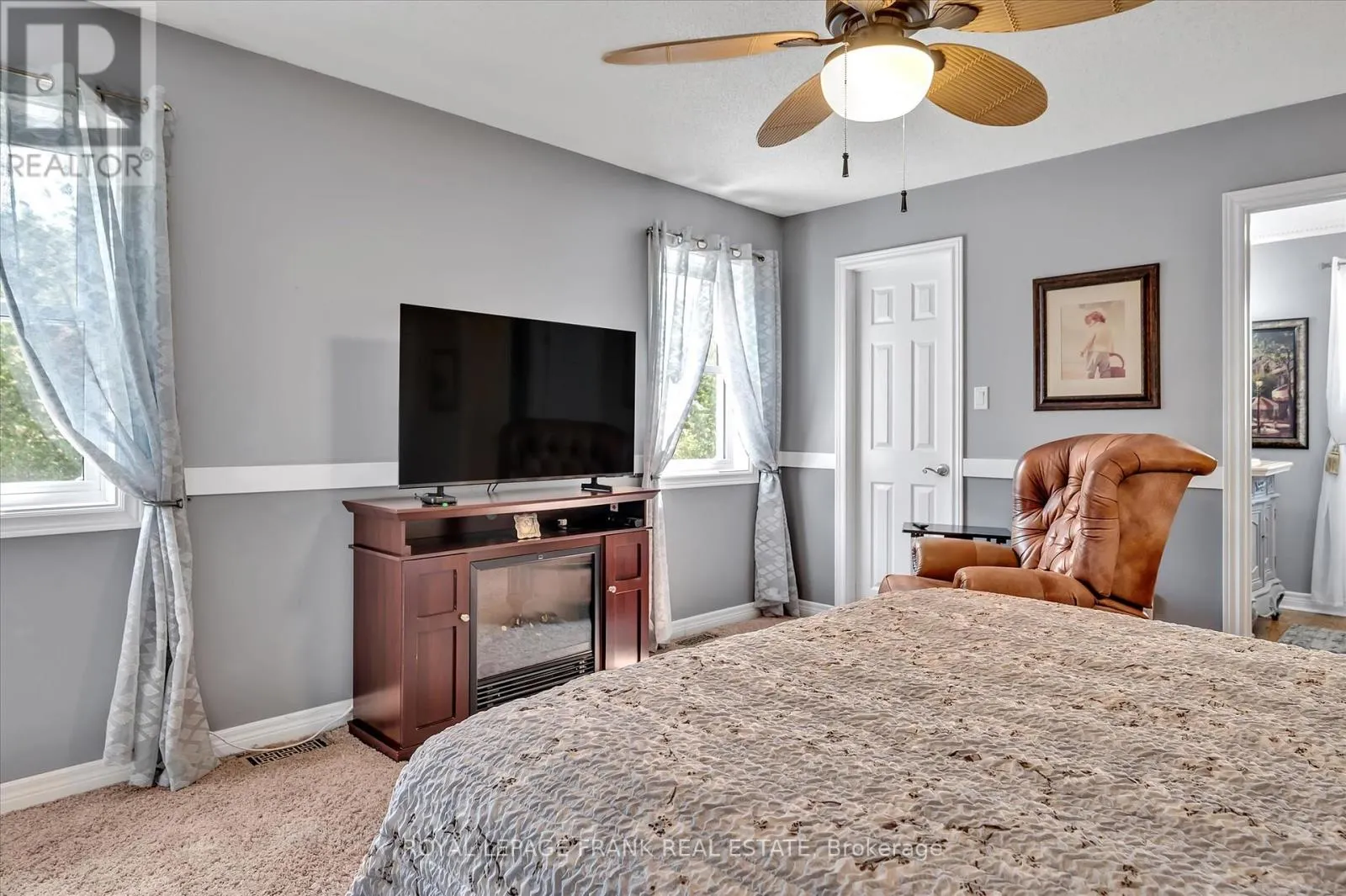 229 LONSBERRY LANE
