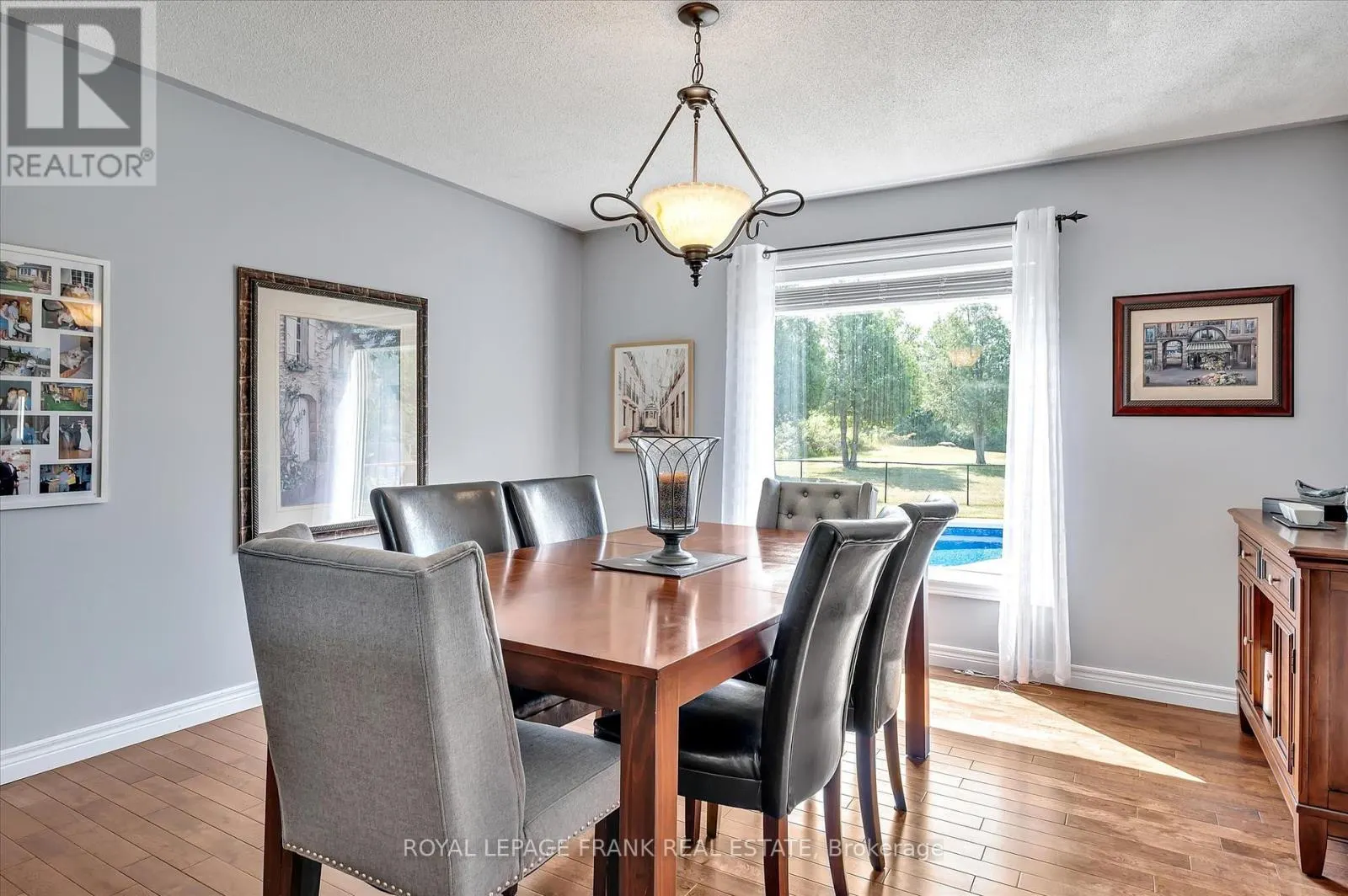 229 LONSBERRY LANE