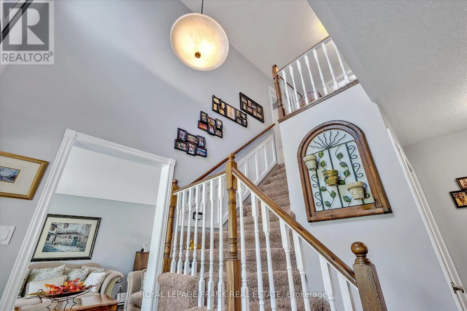 229 LONSBERRY LANE