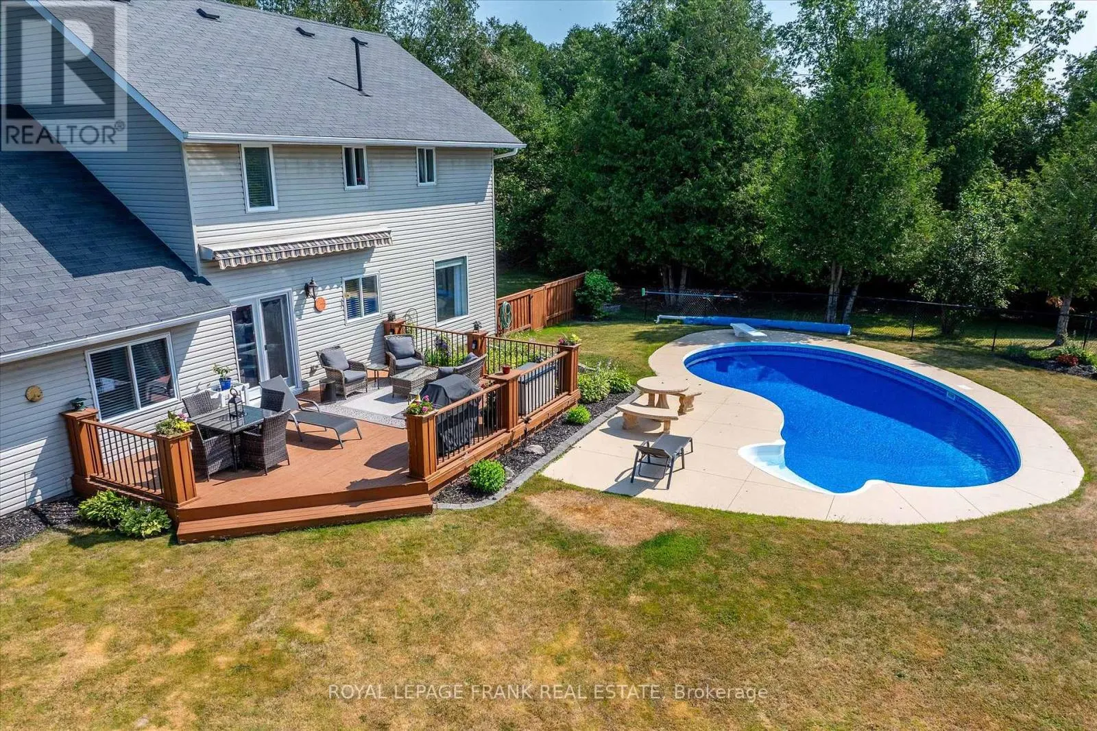 229 LONSBERRY LANE