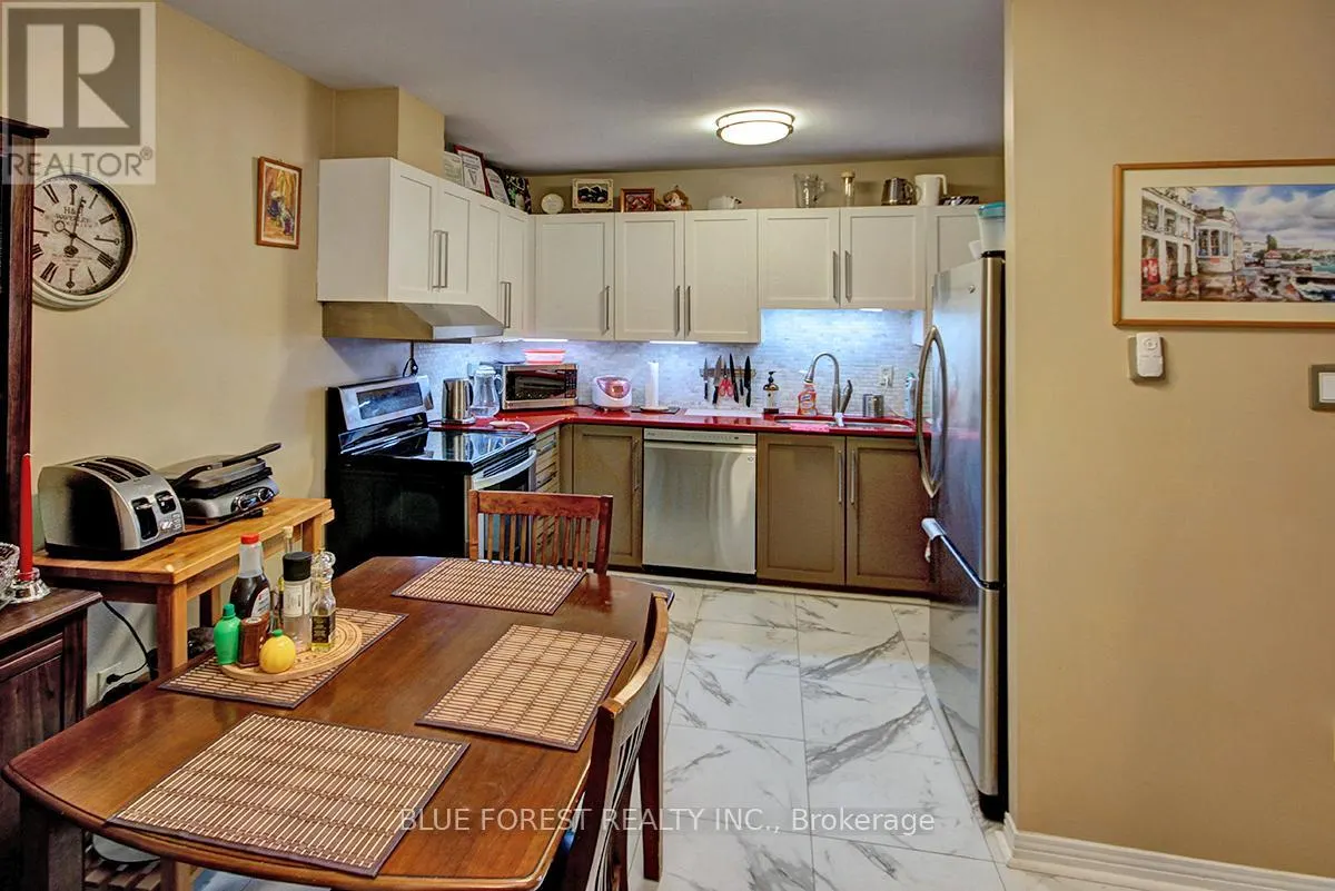 506 - 549 RIDOUT STREET N, #506
