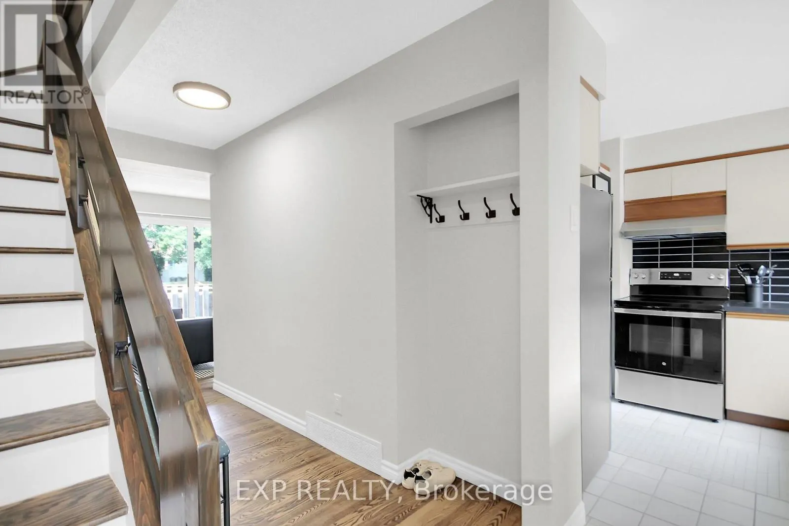 83 HADLEY CIRCLE