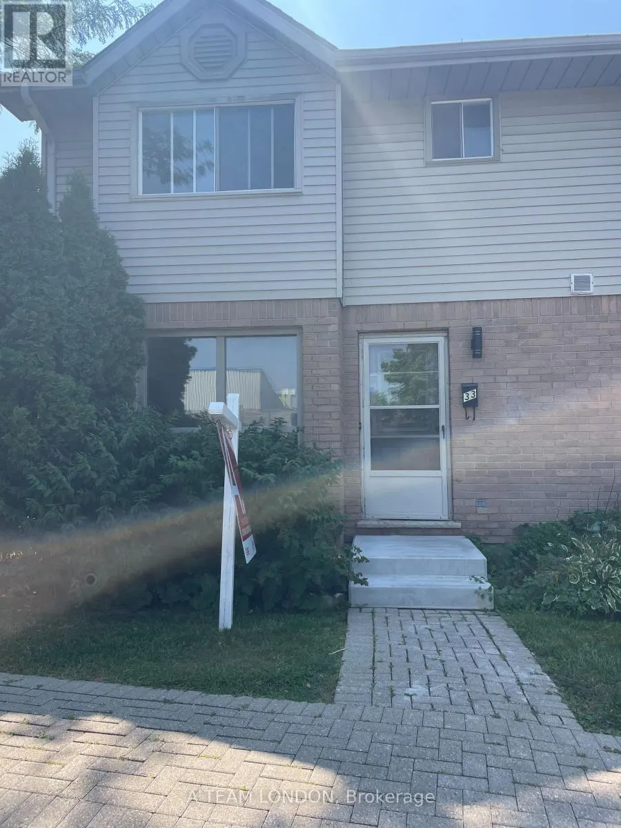 33 - 35 WATERMAN AVENUE, #33
