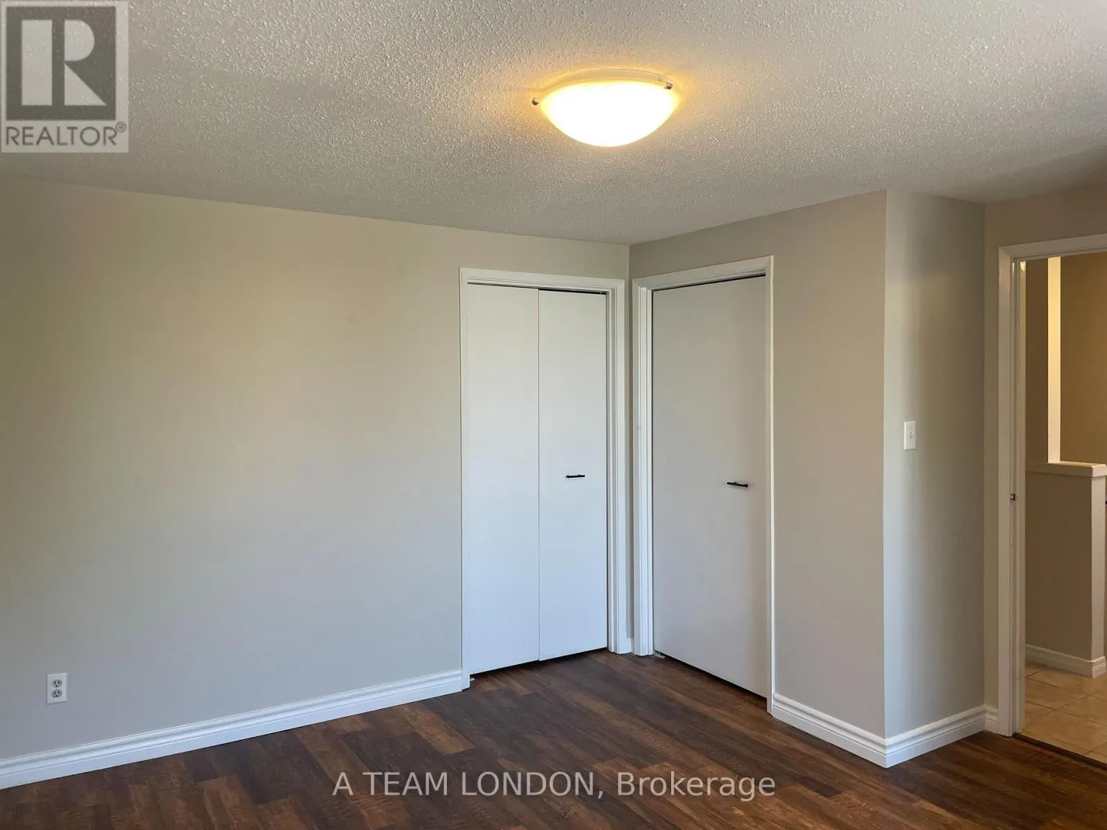 33 - 35 WATERMAN AVENUE, #33