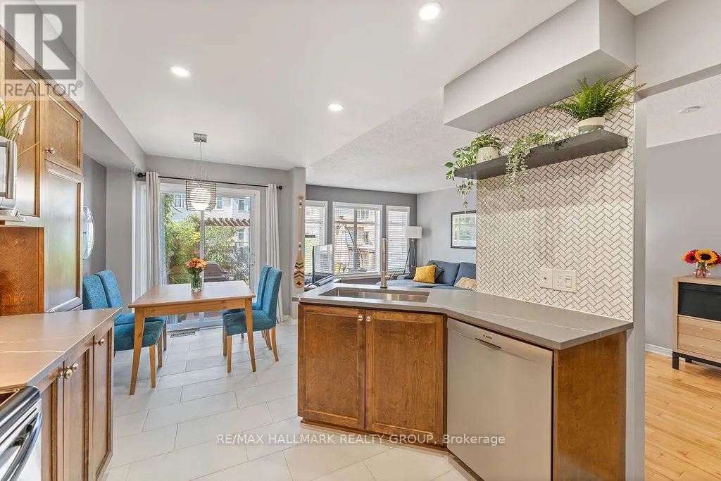 920 SCHOONER CRESCENT