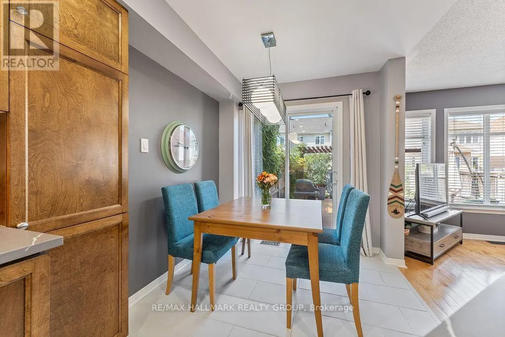 920 SCHOONER CRESCENT