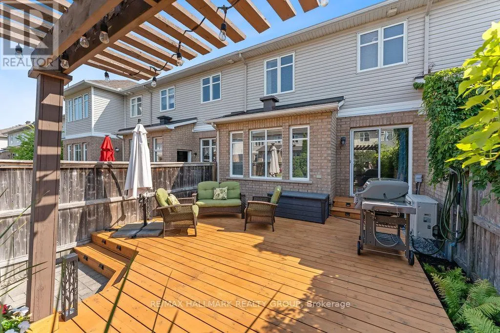 920 SCHOONER CRESCENT
