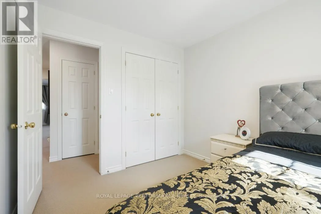 4271 KELLY FARM DRIVE