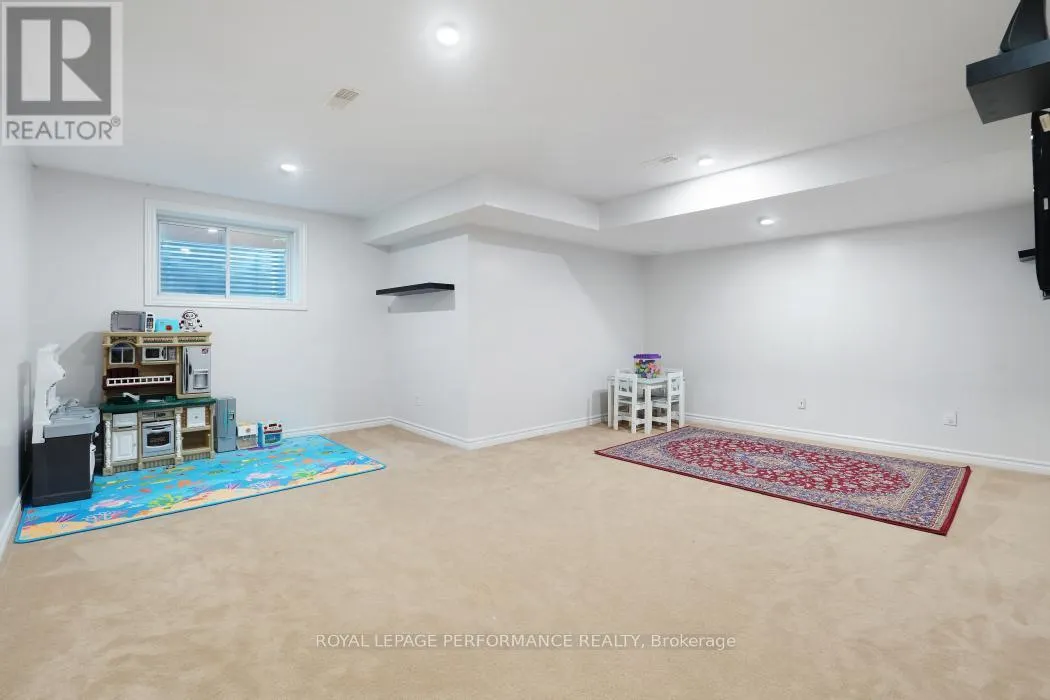 4271 KELLY FARM DRIVE