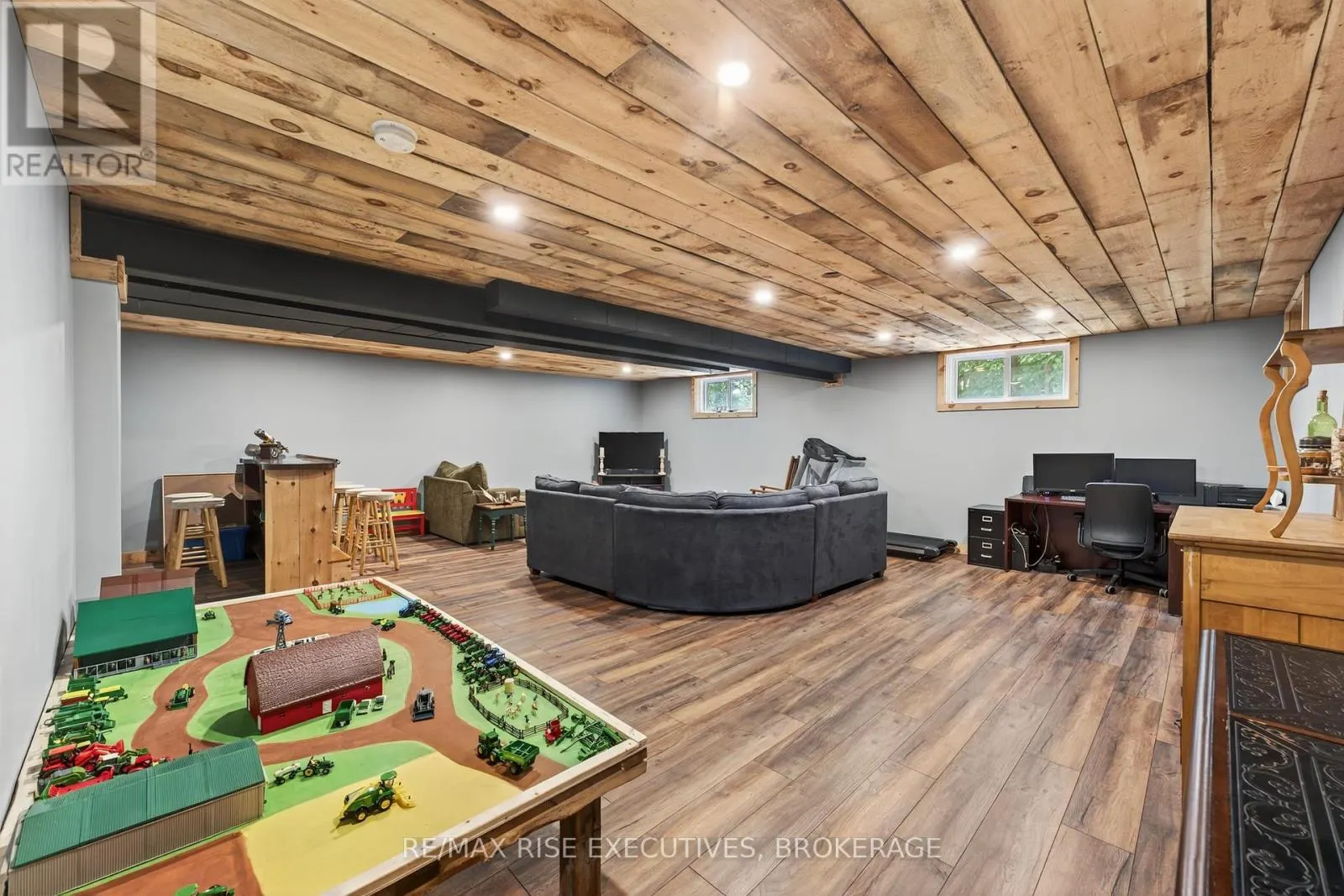 4623 LOWER ROUND LAKE ROAD