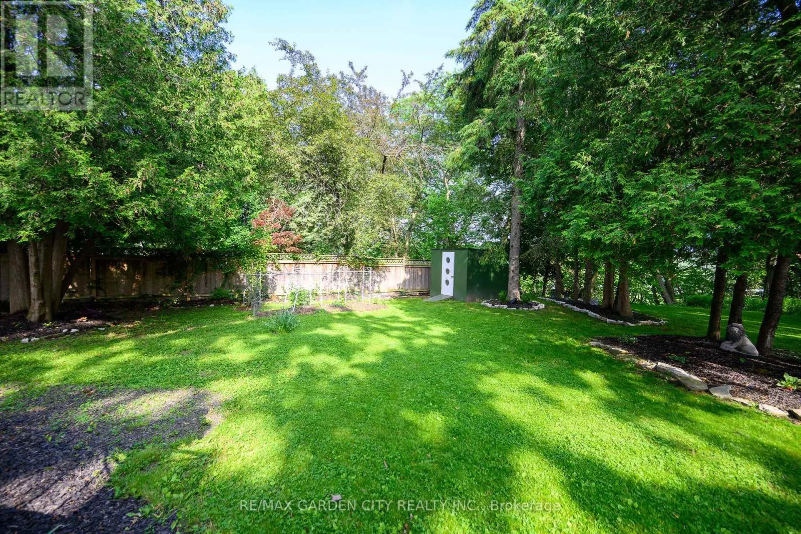 16 FREELAND COURT