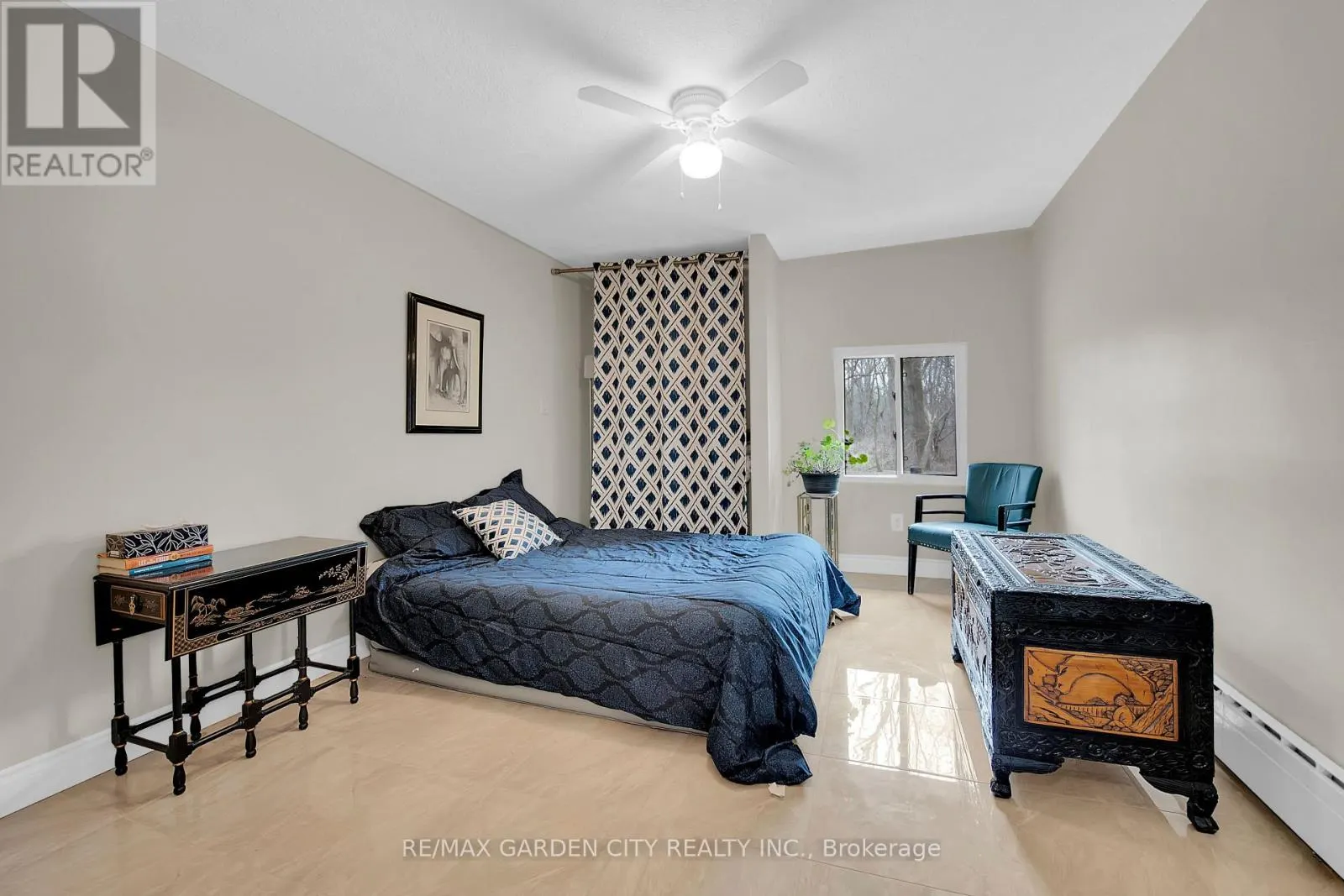 16 FREELAND COURT