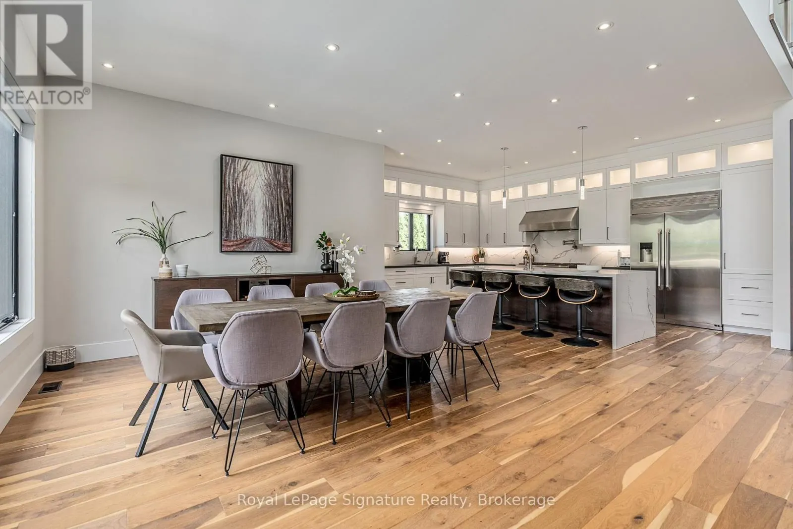 128 ARNOT CRESCENT