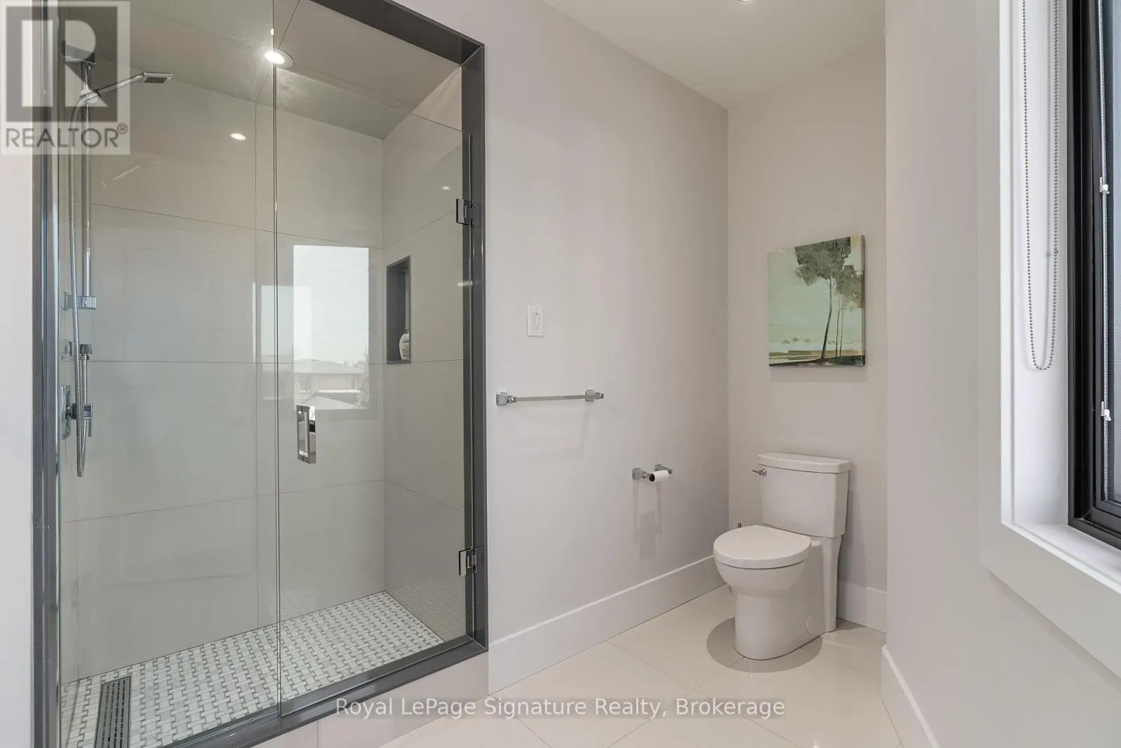 128 ARNOT CRESCENT