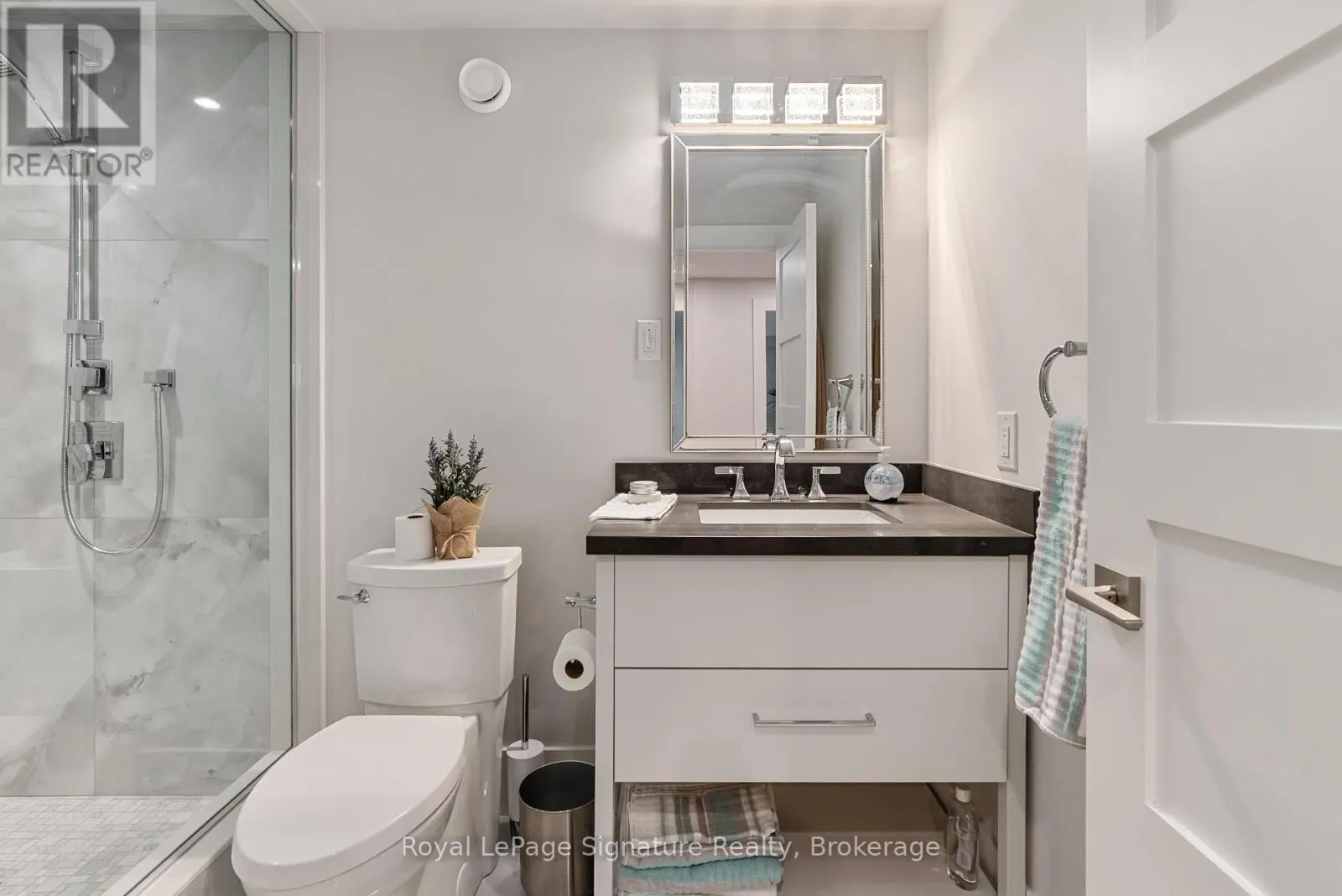 128 ARNOT CRESCENT